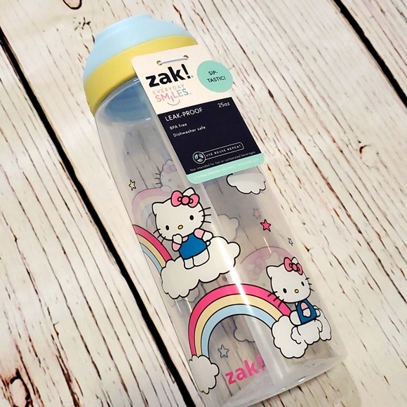 Hello Kitty Other - 🆕️ ZAK HELLO KITTY LEAK-PROOF WATER BOTTLE 💙💕